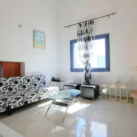 Nisyros Villa *